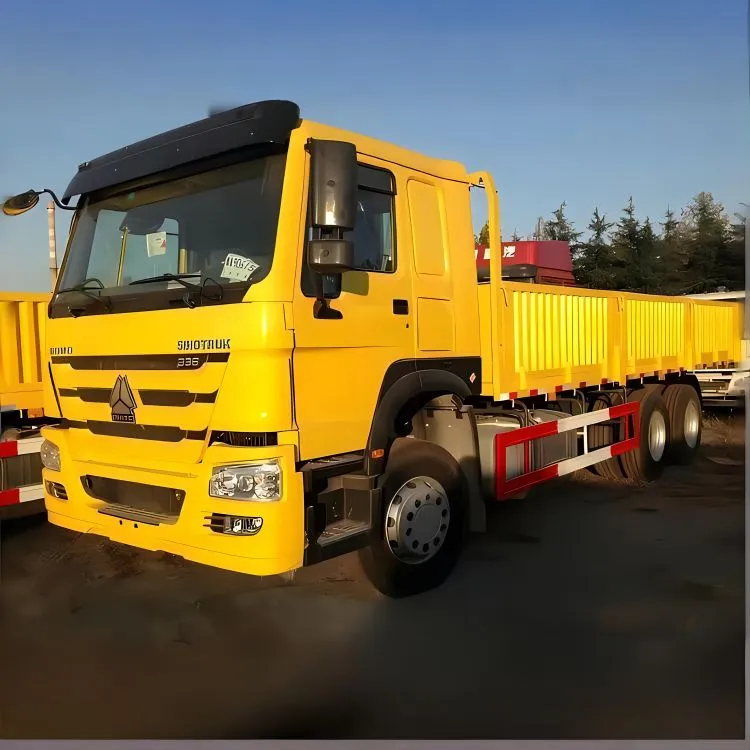 High Quality Flatbed Truck